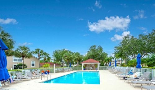 2865 Cypress Trace Cir, Naples FL  34119-8494 exterior