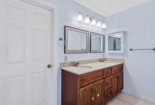 13884 47th Ct, West Palm Beach FL  33411-8131 exterior