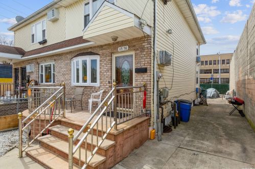 115-56 172nd St, Jamaica, NY 11434