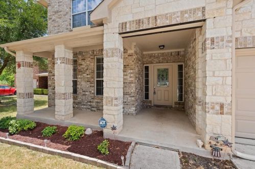 1304 Creekbend Cv, Monadale, TX 78634-4237