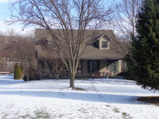 2055 Parkdale Ave, Hermitage, PA 16148-2229