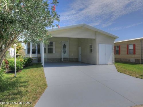 956 Wren Cir, Sebastian, FL 32976-7509