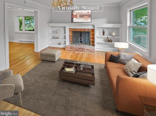 112 Prince St, Leesburg, VA 20176-2316