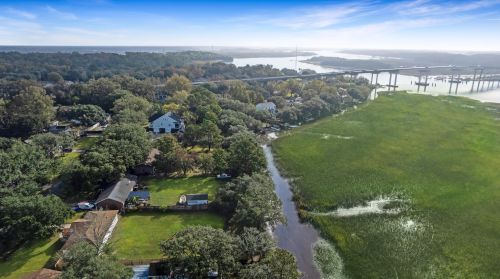 3661 Moonglow Dr, Johns Island SC  29455-7821 exterior