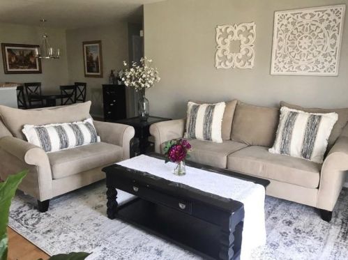 110 Longfield Ct, East Brunswick NJ  08816-1828 exterior