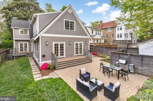 3523 Porter St, Washington, DC 20016-3177