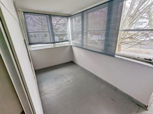 174 State St, Ansonia CT  06401-1560 exterior