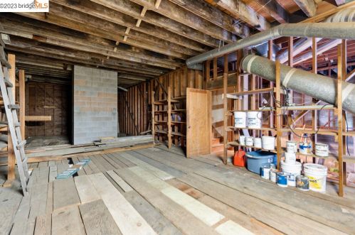 3557 Klamath St, Oakland CA 94602-4126 exterior