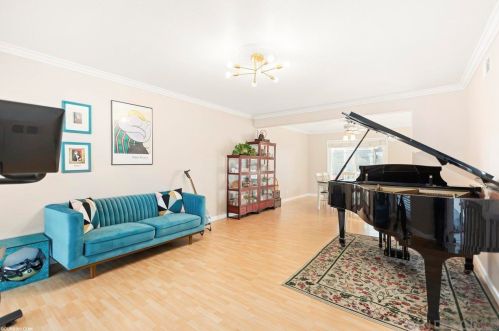 11122 Avenida Del Gato, San Diego CA 92126-1740 exterior