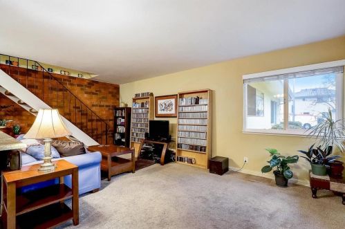 395 3rd St, Campbell, CA 95008-1210