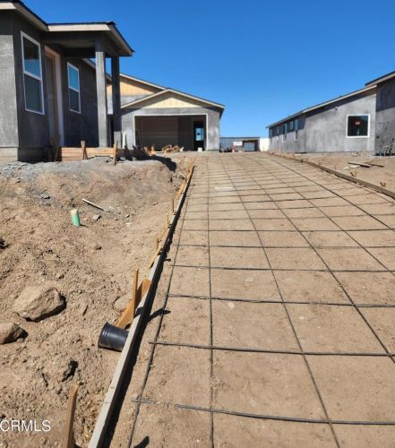 321 Grant Line St, Santa Paula CA  93060-0023 exterior