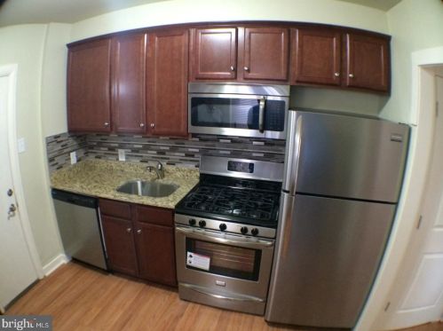 207 County Line Rd, Ardmore PA  19003-2701 exterior
