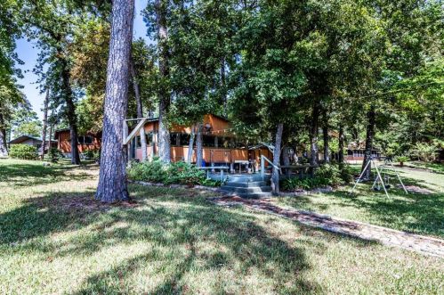 227 Sassafras Dr, Chita TX  75862-6812 exterior