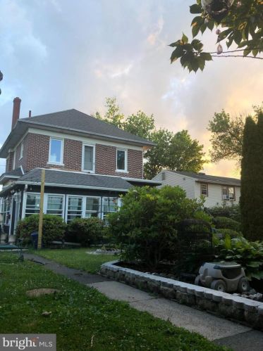 145 Washington Ave, Souderton PA  18964-1545 exterior