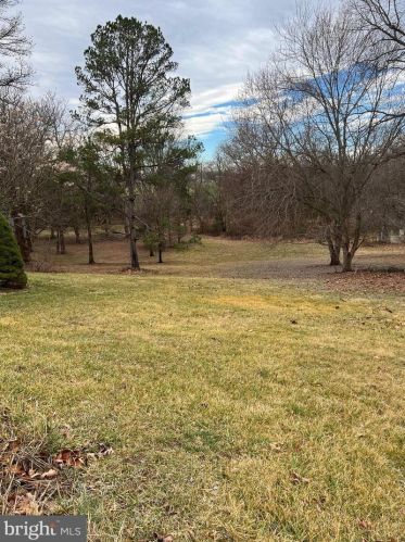 468 Hillcrest Rd, Edinburg VA  22824-2923 exterior