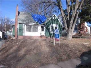 5808 Pierce St, Omaha, NE 68106-1649