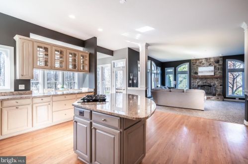 12993 Tory Gate Ct, Haymarket VA  20169-2688 exterior