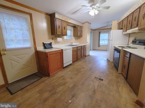 33907 Woodland Cir, Lewes DE  19958-5207 exterior