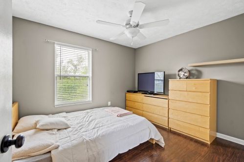 705 Kingswood Ln, Mc Donald PA  15057-2666 exterior