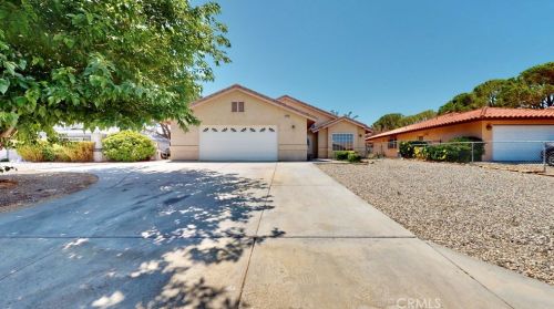 14849 Hartford Ln, Helendale, CA 92342-7785