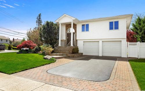 2544 Randy Ln, North Bellmore, NY 11710-5125