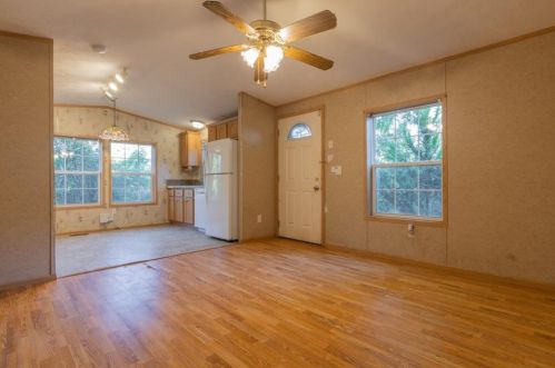 6101 Post Rd, North Kingstown RI  02852-1841 exterior