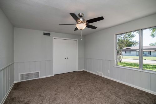 2813 Sarah Jane Ln, Fort Worth TX  76119-4723 exterior