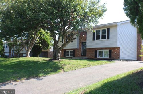 5077 Macnamara Dr, Fredericksburg, VA 22407-6550