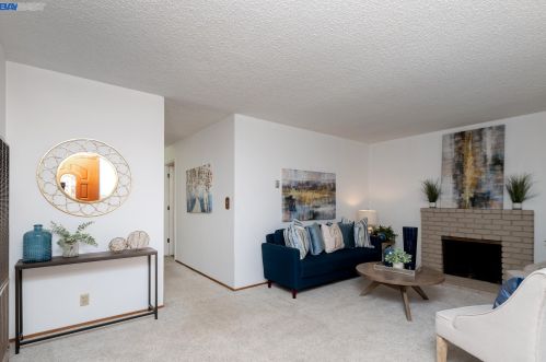 24809 Willimet Way, Hayward, CA 94544-1740