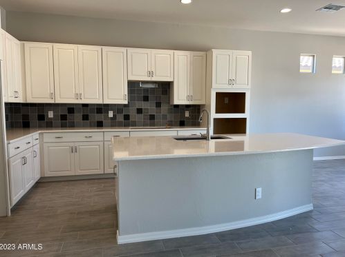 15986 Electra Ln, Sun City AZ 85387 exterior