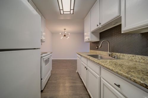 542 Arcadia Dr, Vacaville CA  95687-3354 exterior