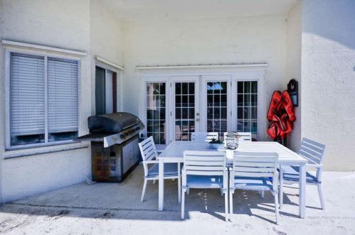 4010 10th St, Delray Beach FL  33445-1929 exterior