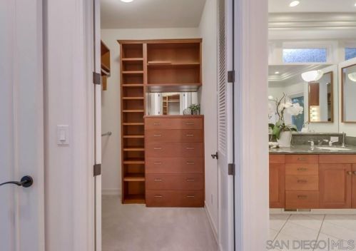 876 Armada Ter, San Diego CA  92106-3056 exterior