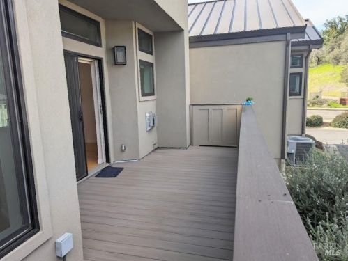 4560 Kilarney Cir, Santa Rosa CA  95403-0109 exterior