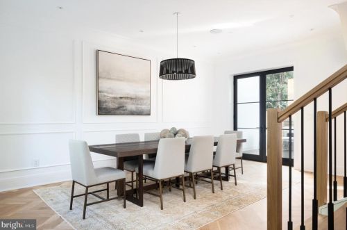 3302 Cleveland Ave, Washington DC 20008-3456 exterior