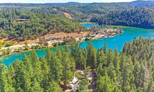 17492 Rollins View Dr, Grass Valley, CA 95945-7990