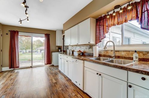 7795 Brookville Salem Rd, Brookville OH  45309-9203 exterior