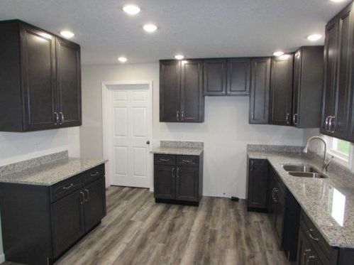 209 Falcon St, Bellefontaine, OH 43311