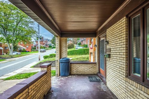 325 Parkfield St, Pittsburgh, PA 15210-4115
