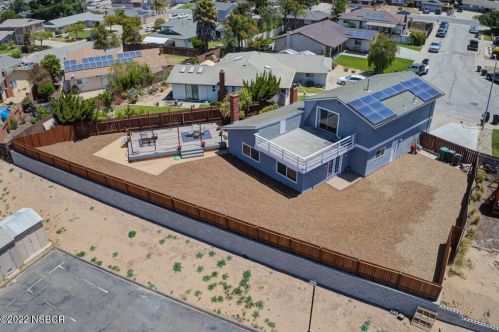 801 Emerald Ct, Santa Maria, CA 93455-3227