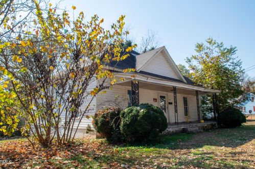 625 Mebane St, Burlington, NC 27217-6011
