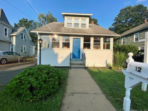 12 Dean Ave, East Windsor, CT 06088-9673