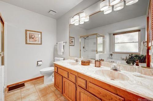 11689 Adriatic Pl, Denver CO 80014-1165 exterior