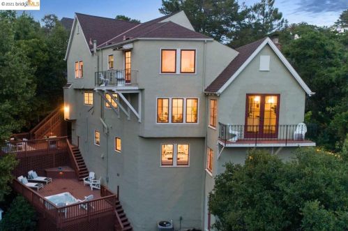 1 Downey Pl, Oakland CA  94610-1809 exterior
