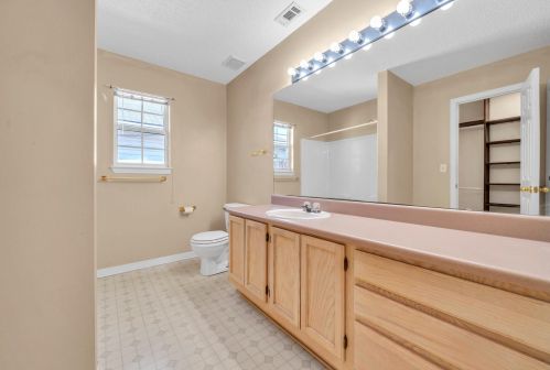 1916 Summer Hills Ln, Fort Walton Beach FL  32547-7036 exterior