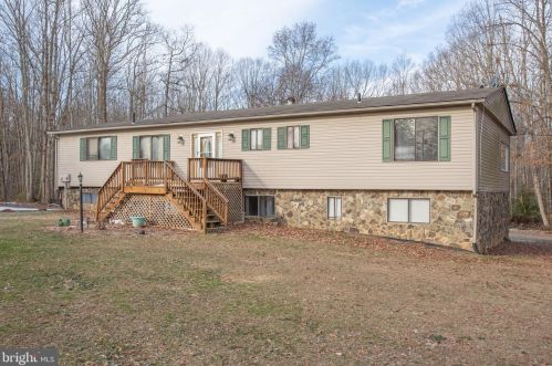 4000 Shepherds Rd, Partlow, VA 22534-9508