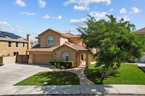 29762 Shenandoah Ln, Santa Clarita, CA 91387-6249