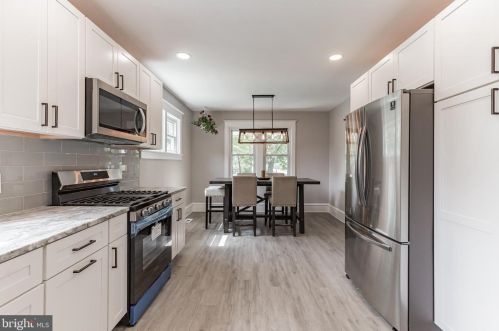 602 Salem Ave, West Deptford NJ  08096-3118 exterior