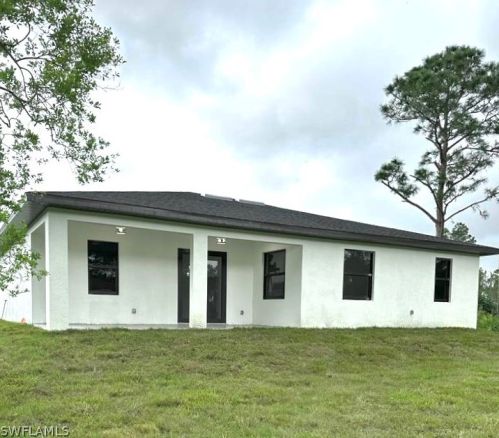 3216 36th St, Lehigh Acres FL  33976-4307 exterior