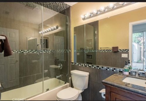 1863 213th St, Torrance CA  90501-2833 exterior